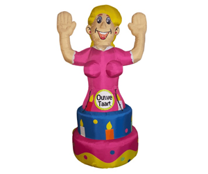 sarah-ouwe-taart-opblaasfiguur-huren