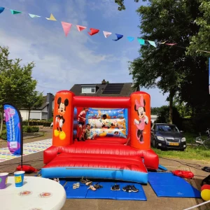 Springkussen - huren- luchtkasteel - Feestverhuur - luchtkussen